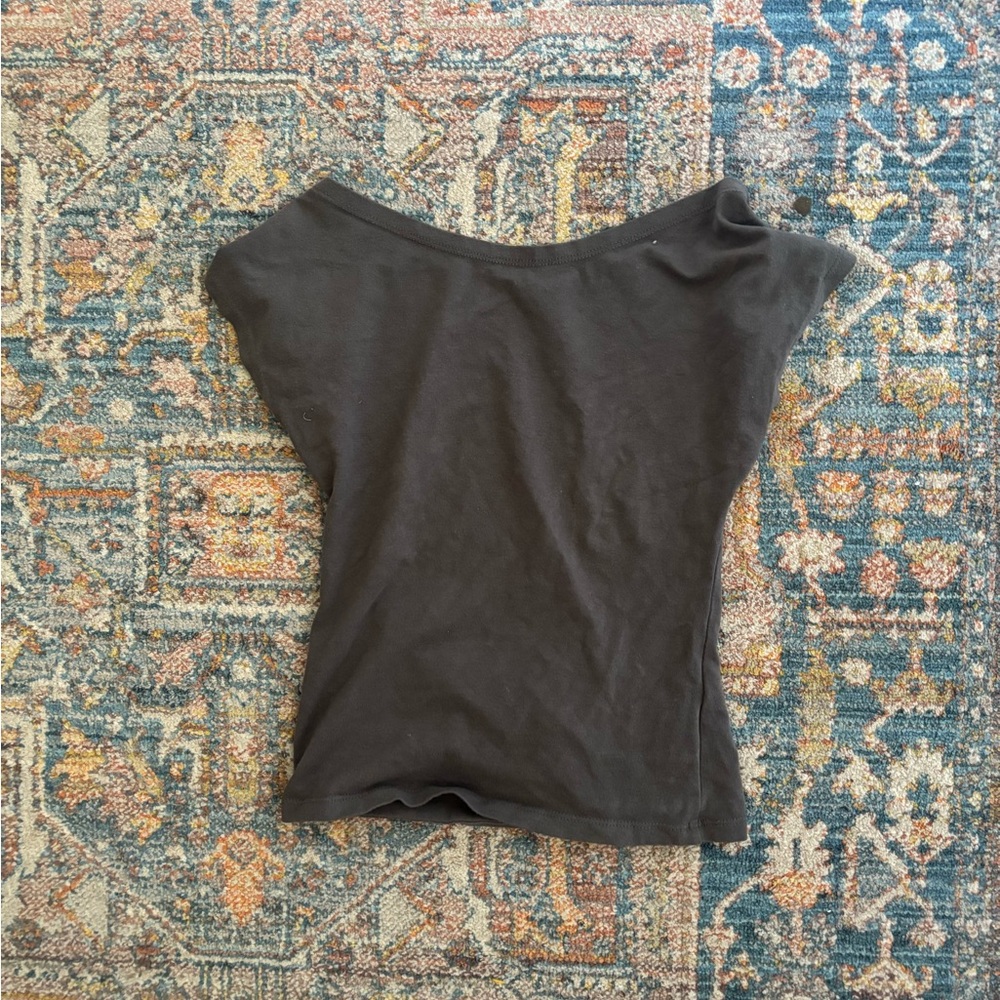 Grey backless Subdued top